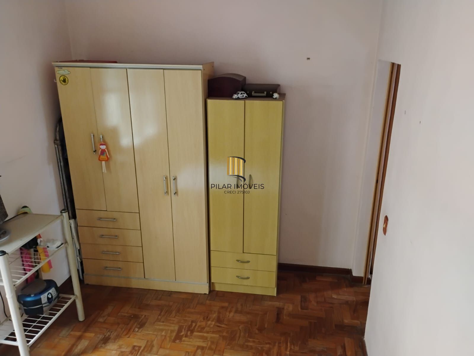 Apartamento 2 dormitórios, 67m², amplo e bem localizado na Av. Assis Brasil