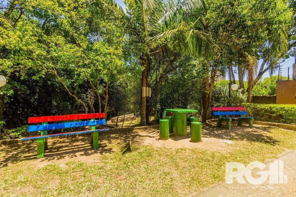 Casa de Condomínio 3 dormitórios no bairro Jardim Itu