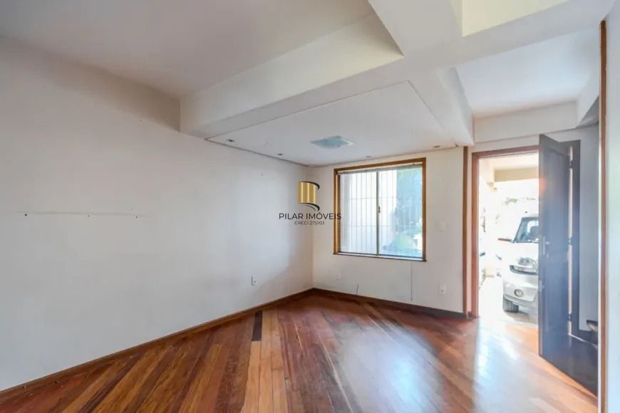 Casa em condomínio com 3 dormitórios, suíte, sótão e lazer completo – 106m²