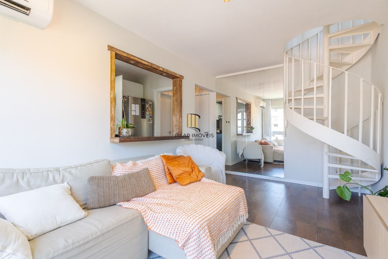 Cobertura reformada no Higienópolis