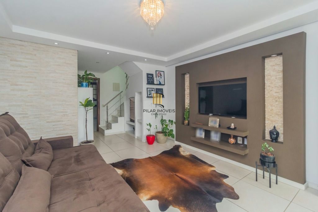 Encantadora casa com 175m², 03 dormitórios, Rua Paul Harris, Jardim Planato