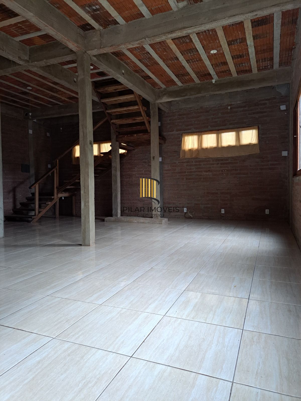 Sobrado 200m² privativos, 4 dormitórios 1 suíte e 2 vagas cobertas - Gravataí