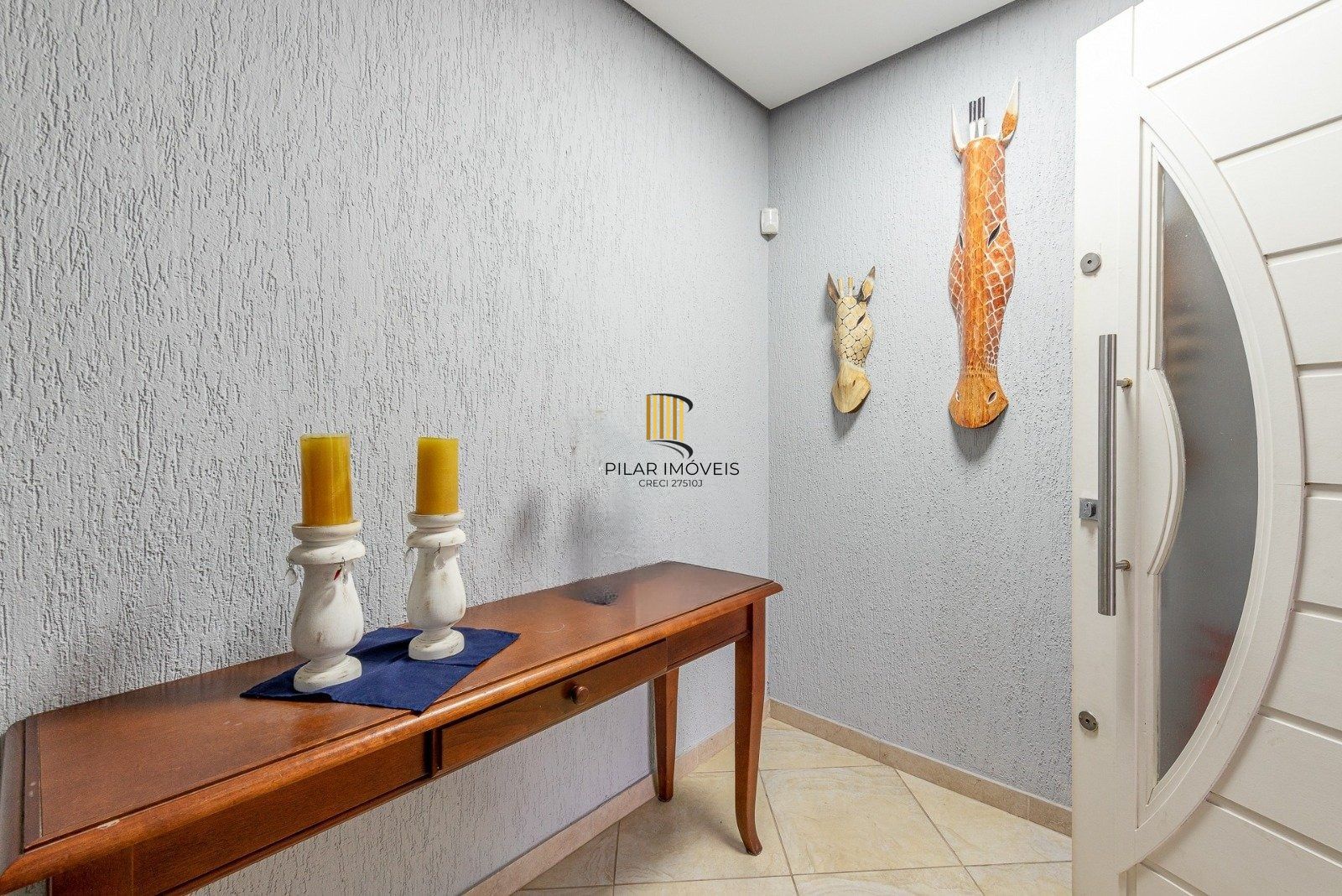 Casa com 3 dormitórios, suíte, pátio com spa, 3 vagas, Rua do Pampa - Ecoville