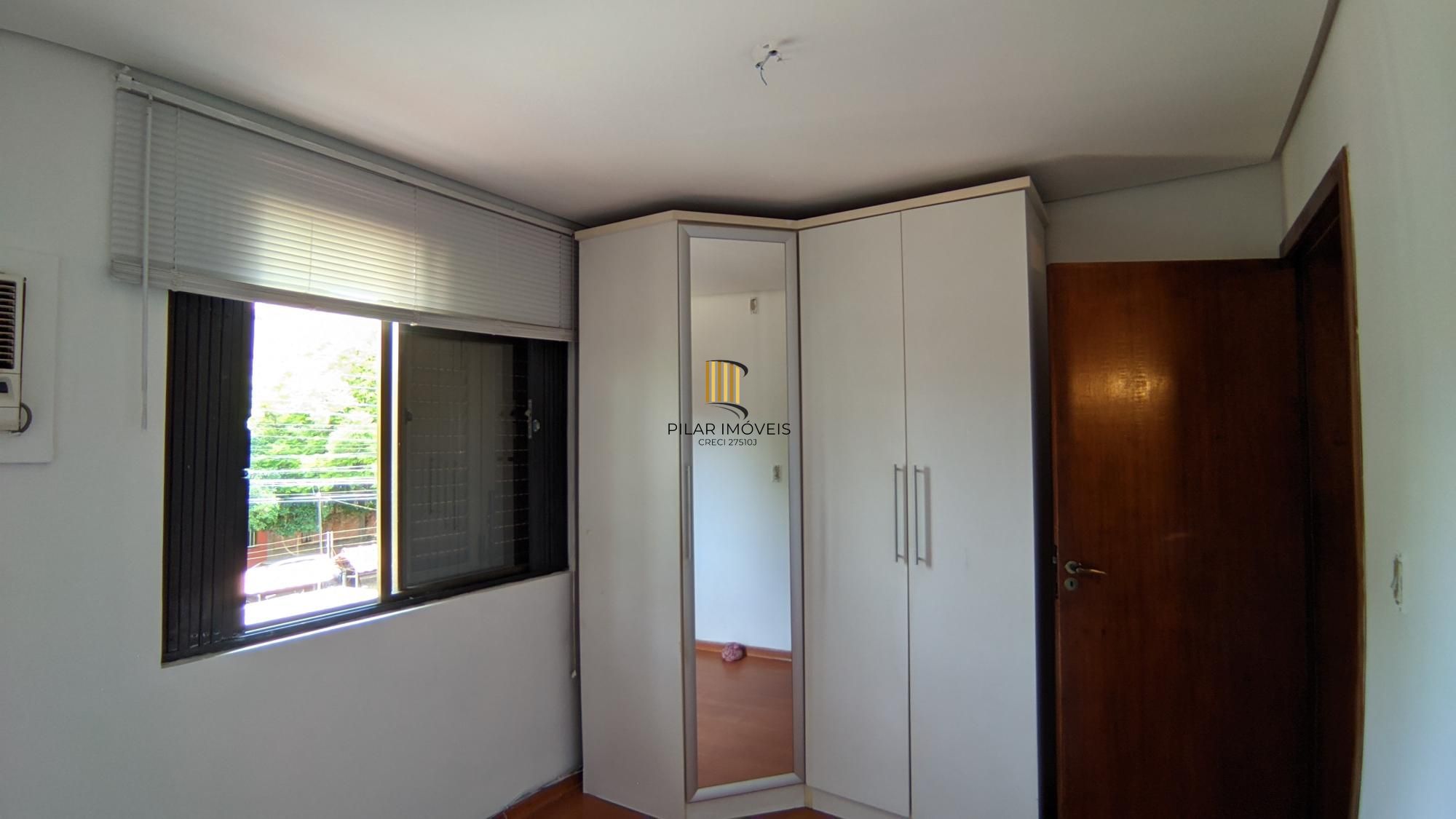 Casa de 3 Andares com Pátio e Churrasqueira Próxima ao Bourbon Country