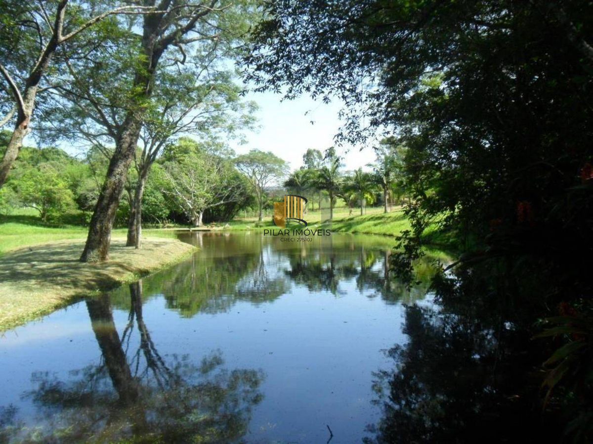 Terreno em condomínio fechado com açude, 2467m²