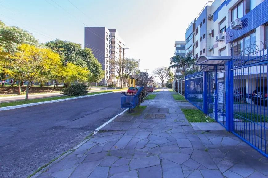 Apartamento 2 dormitórios, 60m², mobiliado e com vaga – Jardim Planalto