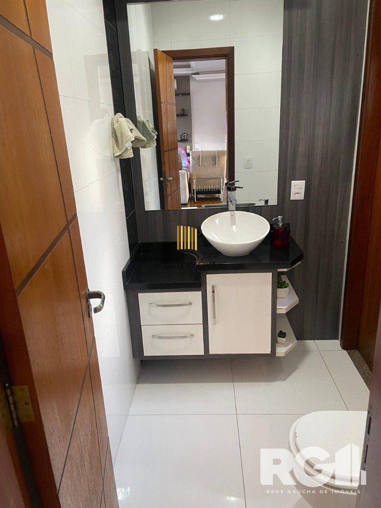 Casa 4 dormitórios no bairro Jardim Sabará