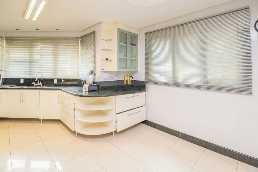 Casa em condomínio 4 suítes no bairro Ecoville