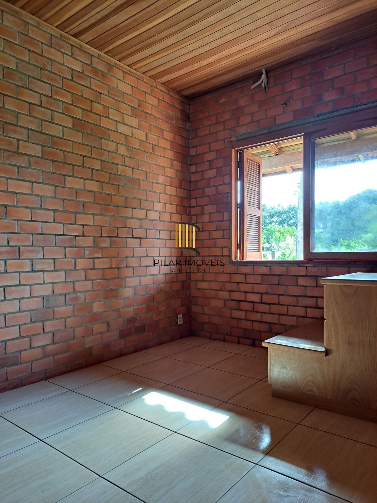Sobrado 200m² privativos, 4 dormitórios 1 suíte e 2 vagas cobertas - Gravataí