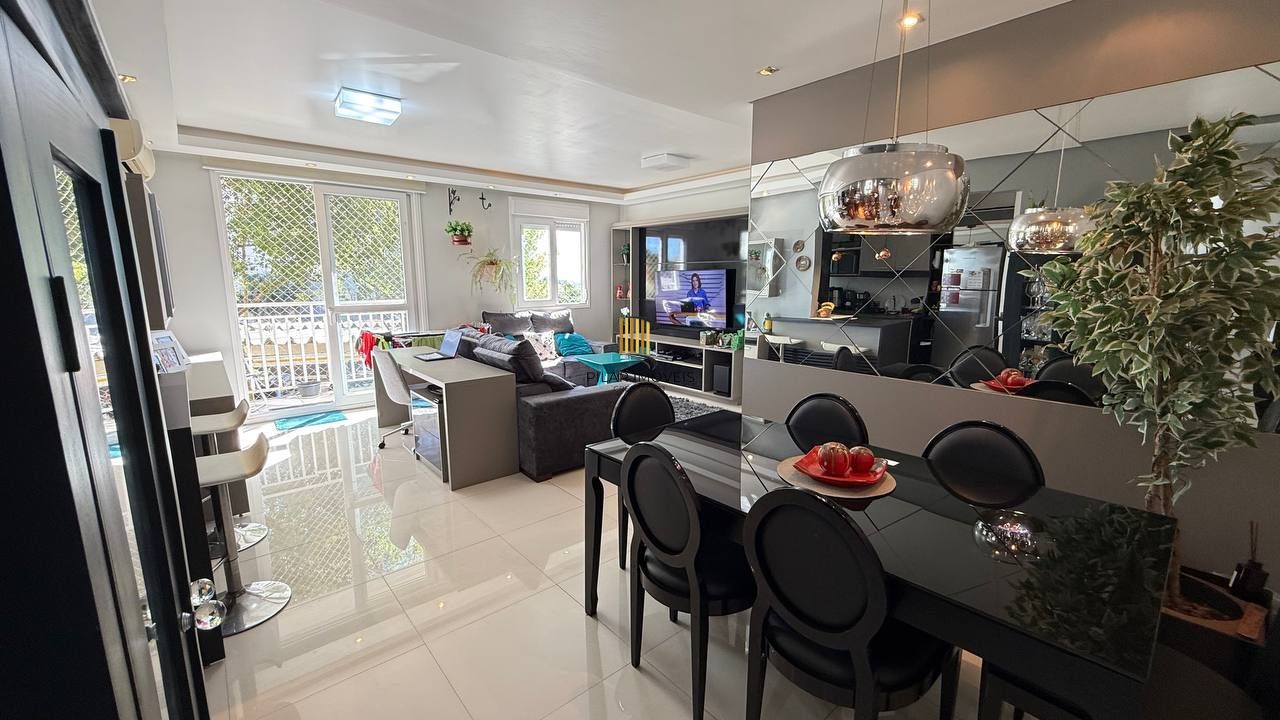 Apartamento mobiliado com sacada e churrasqueira