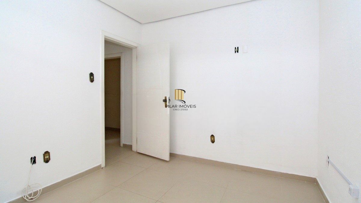 Casa com 4 dormitórios