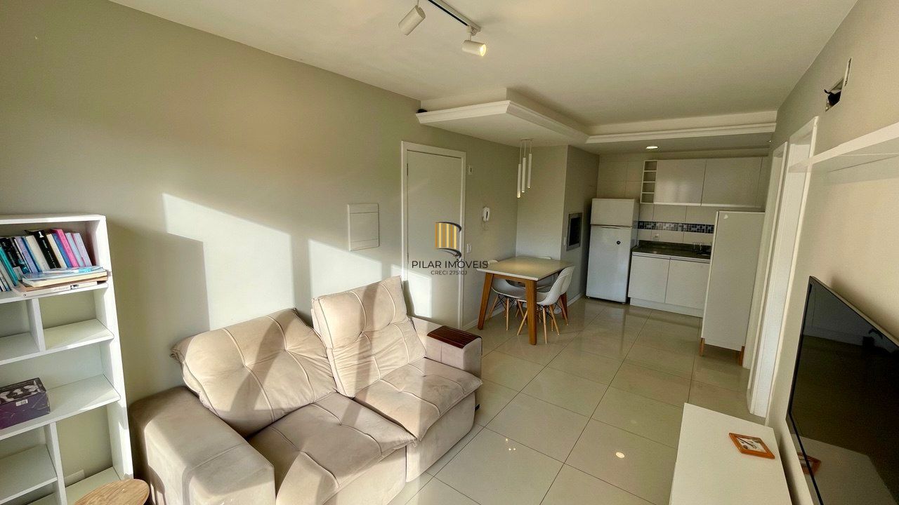 Apartamento 1 Dormitório com Vaga no Petrópolis