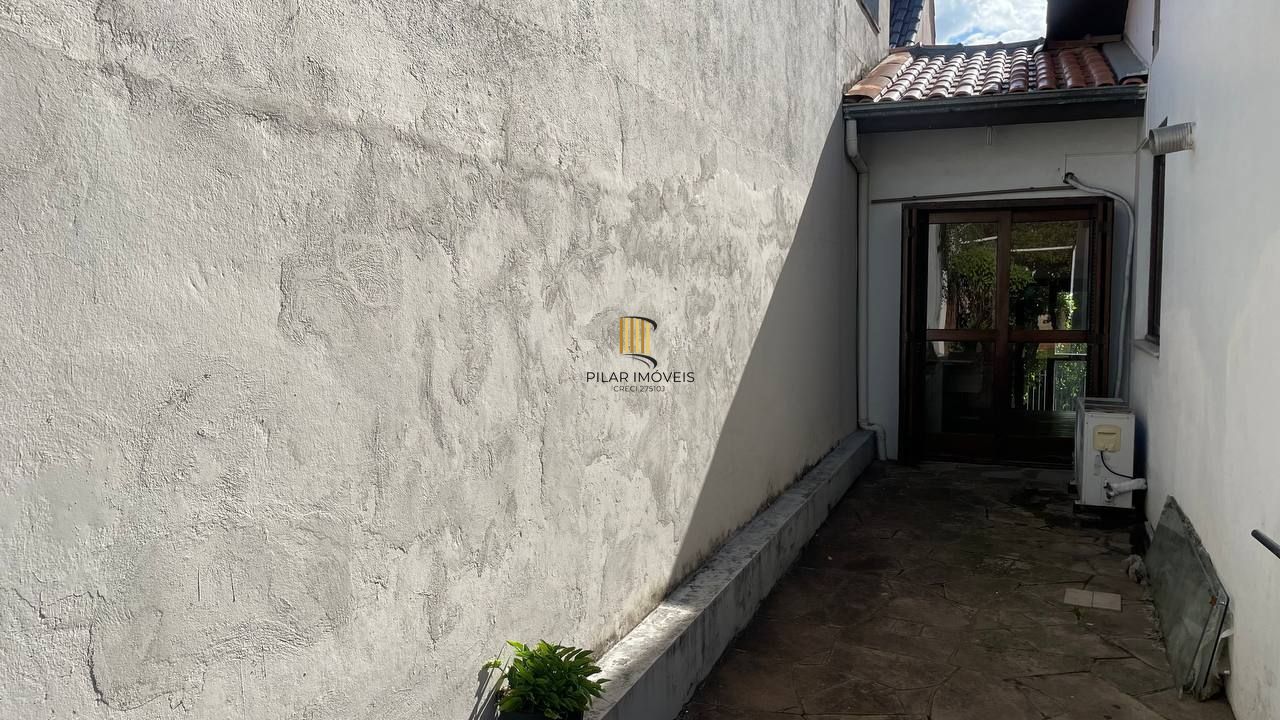 Casa 4 dormitórios no bairro Jardim Itu