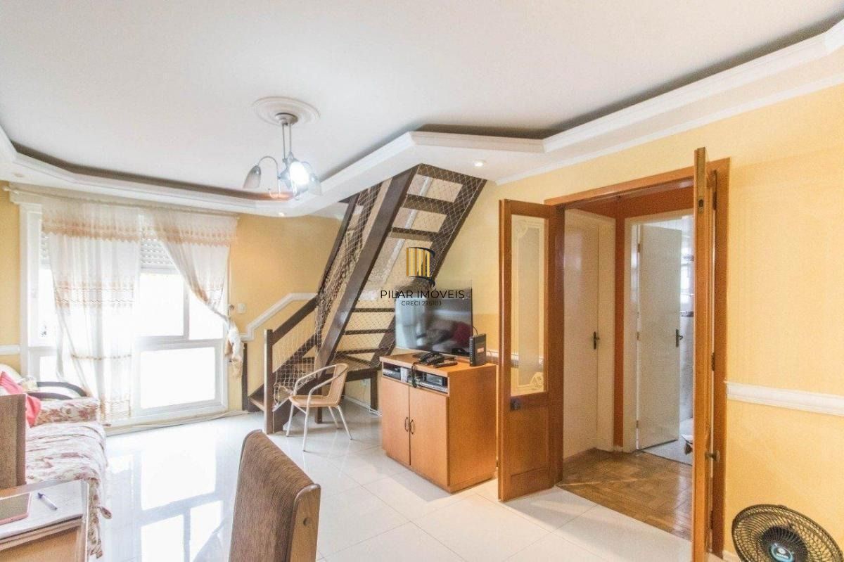 Cobertura ensolarada com 3 quartos, com vista, duas vagas. Cristo Redentor