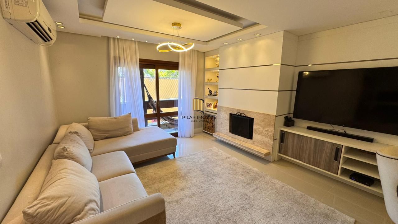 Casa Semimobiliada 3 dorm em Condomínio Fechado no Jardim Planalto