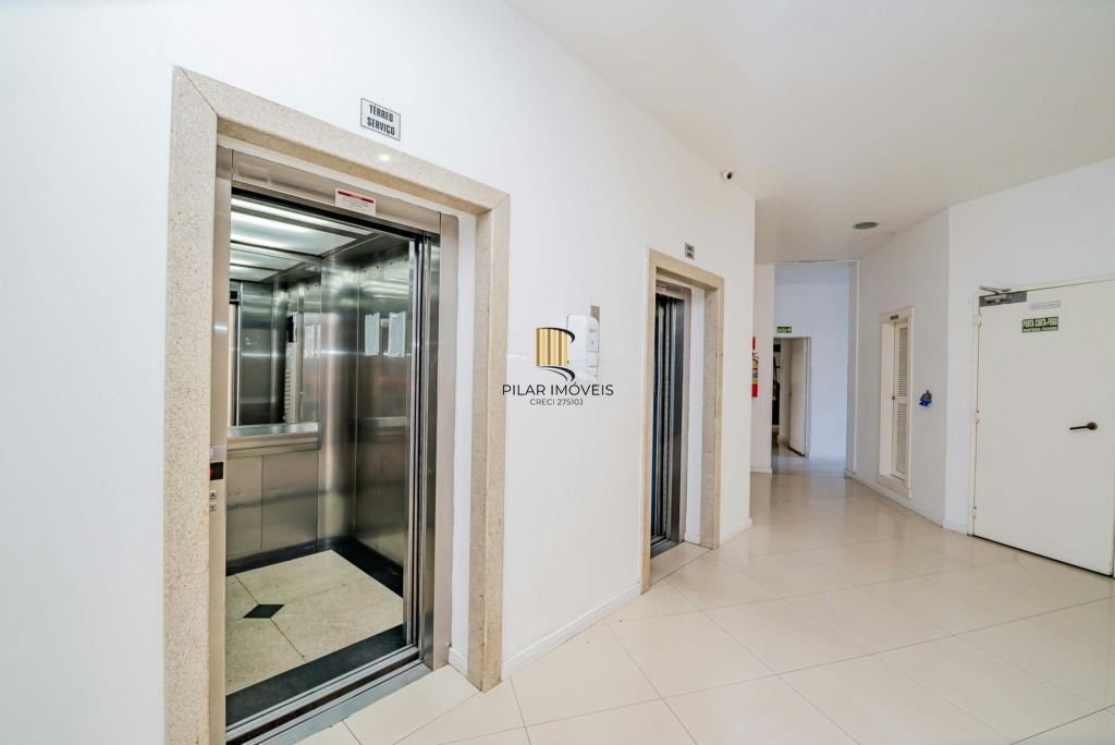 Apartamento semi-mobiliado com suíte e infraestrutura completa