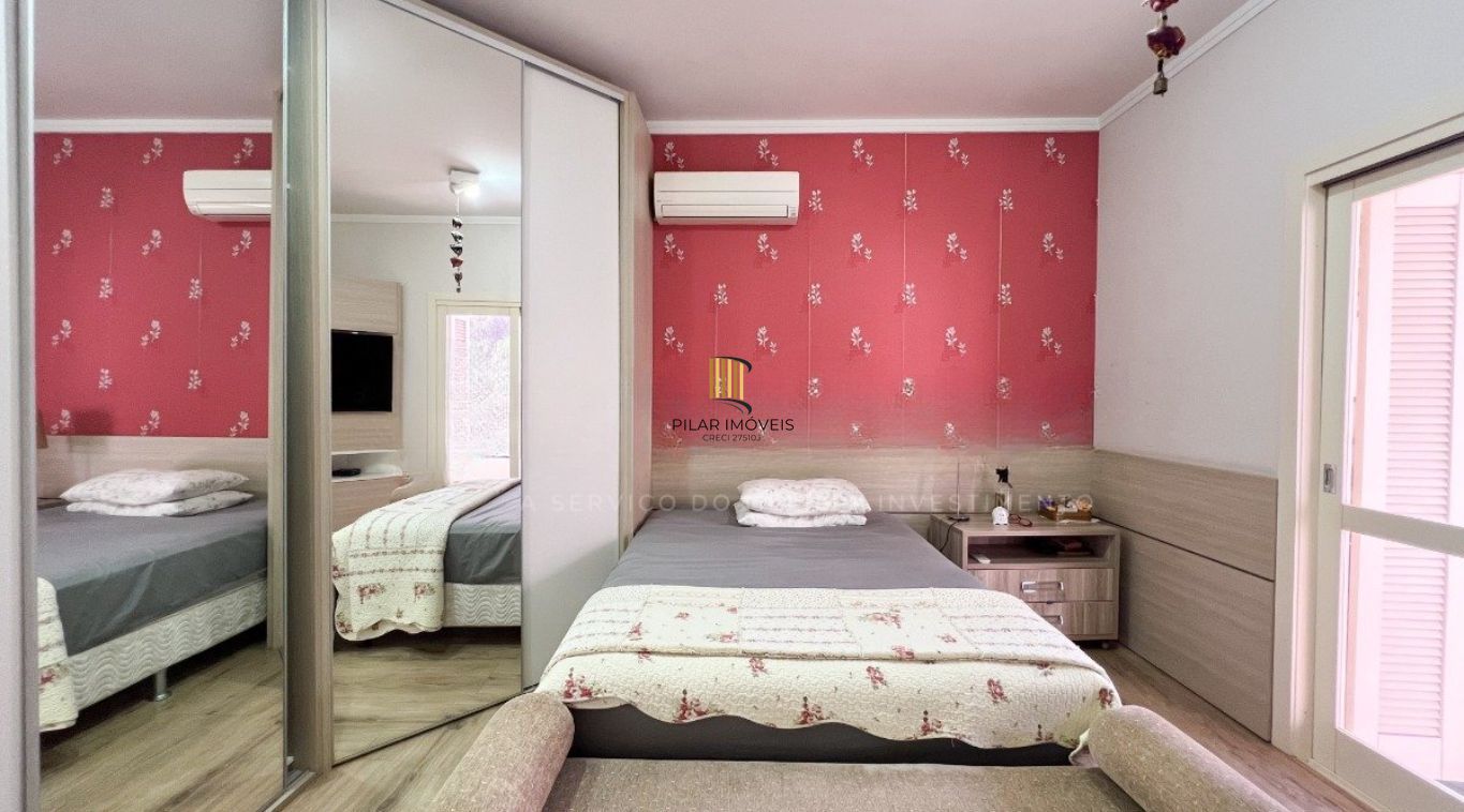 Casa com 3 quartos, 3 suítes á 700m do Iguatemi bairro Passo da Areia!