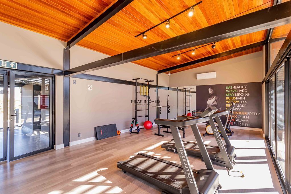 Casa em condomínio com 3 dormitórios 2 suíte 2 vagas.