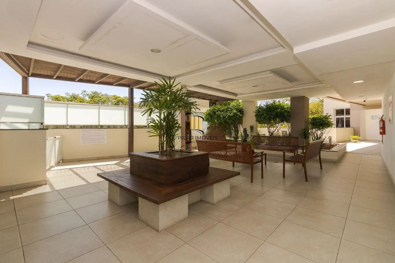 Apartamento mobiliado com 3 dormitórios panorâmica na Azenha em Porto Alegre