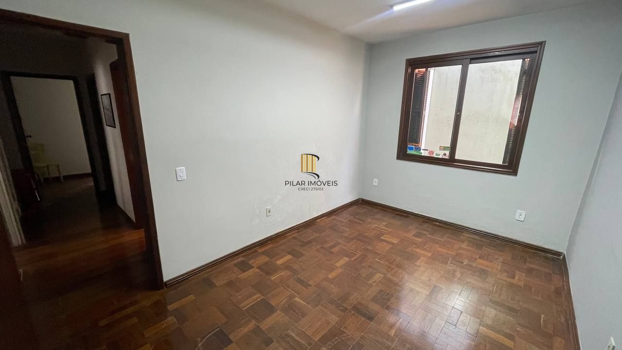Casa 4 dormitórios no bairro Jardim Itu
