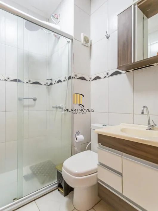 Casa sobrado, 2 dormitórios, 66m² privativos, no Jardim Leopoldina, Porto Alegre