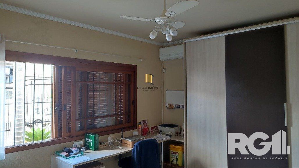 Casa com 3 dormitórios na Rua, Paulo Madureira Coelho, proximo ao novo Cesto, Morro Santana