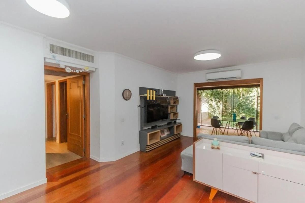 Oportunidade Única! Garden Semimobiliado com 3 Quartos e Varanda Gourmet e piscina. Bairro Petrópolis