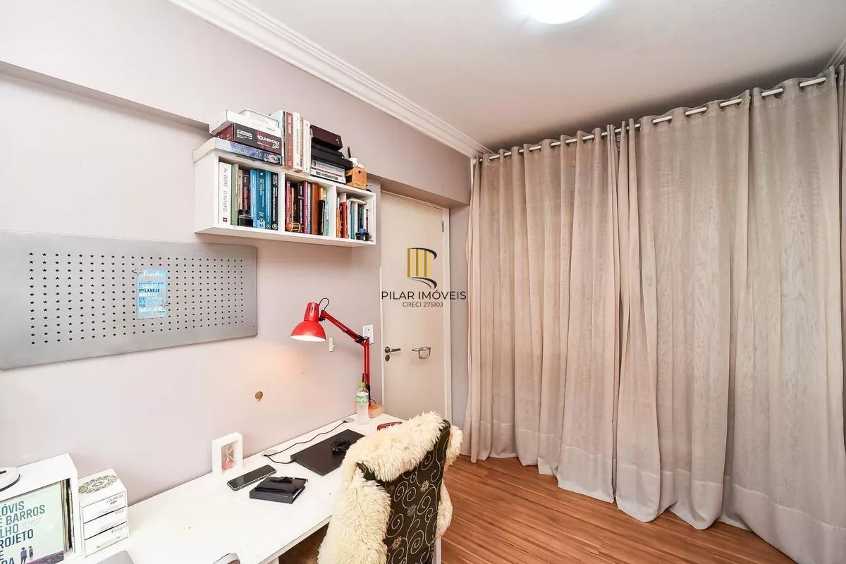 Apartamento com 3 dormitórios e 3 vagas no Cristo Redentor