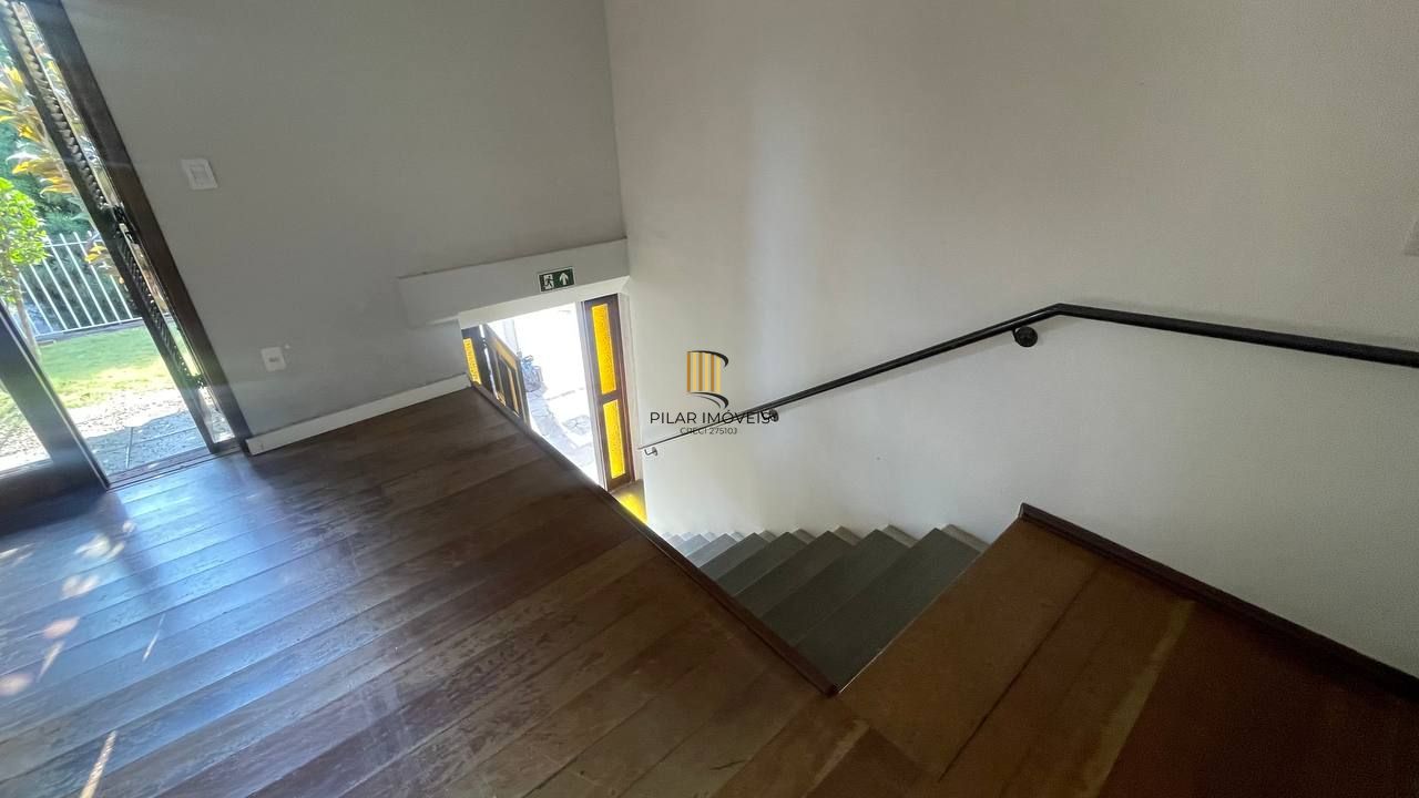 Casa 4 dormitórios no bairro Jardim Itu
