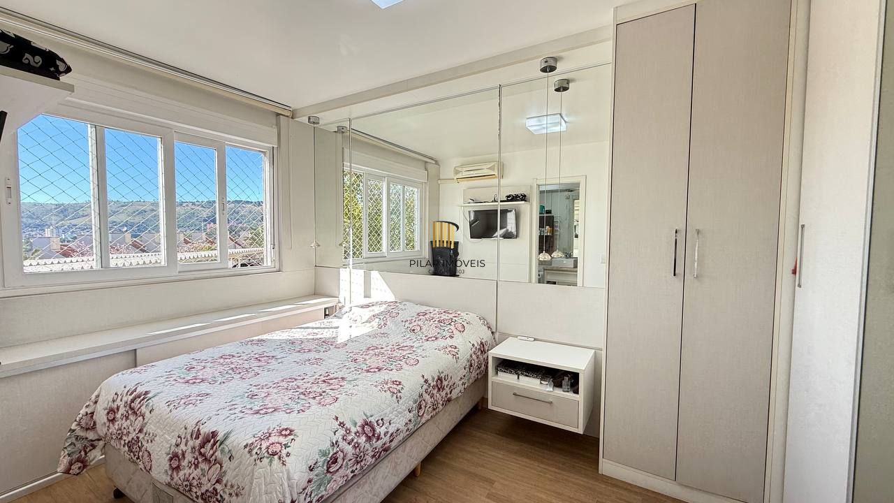 Apartamento mobiliado com sacada e churrasqueira