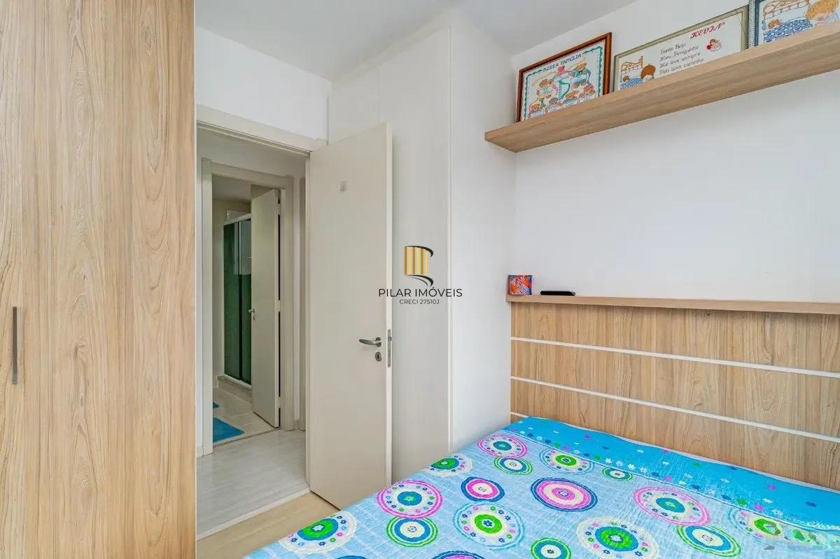 Apartamento 2 Dorm com Suíte, Sacada e Vaga