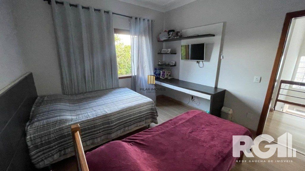 Casa 4 dormitórios no bairro Jardim Sabará