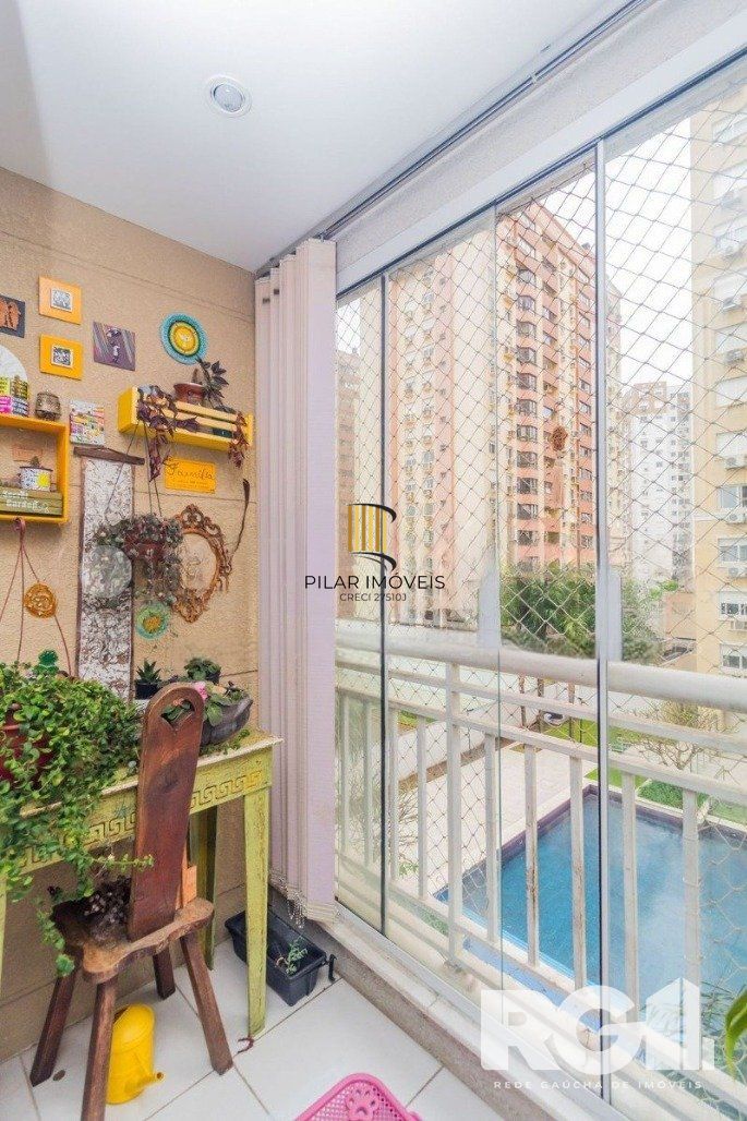 Apartamento 3 dormitórios no bairro Vila Ipiranga