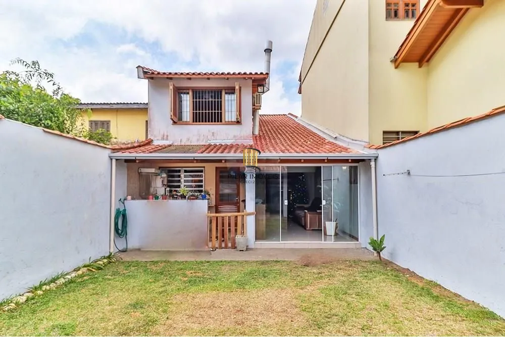Casa térrea com 2 dormitórios, lavabo, espaço gourmet e 2 vagas. - Pilar Imóveis