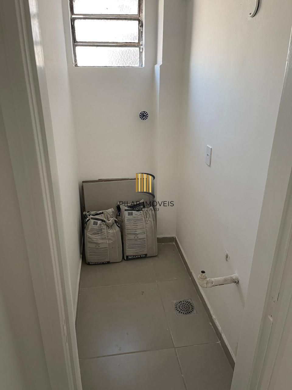 Sala Comercial 1 dormitório no bairro Centro Histórico