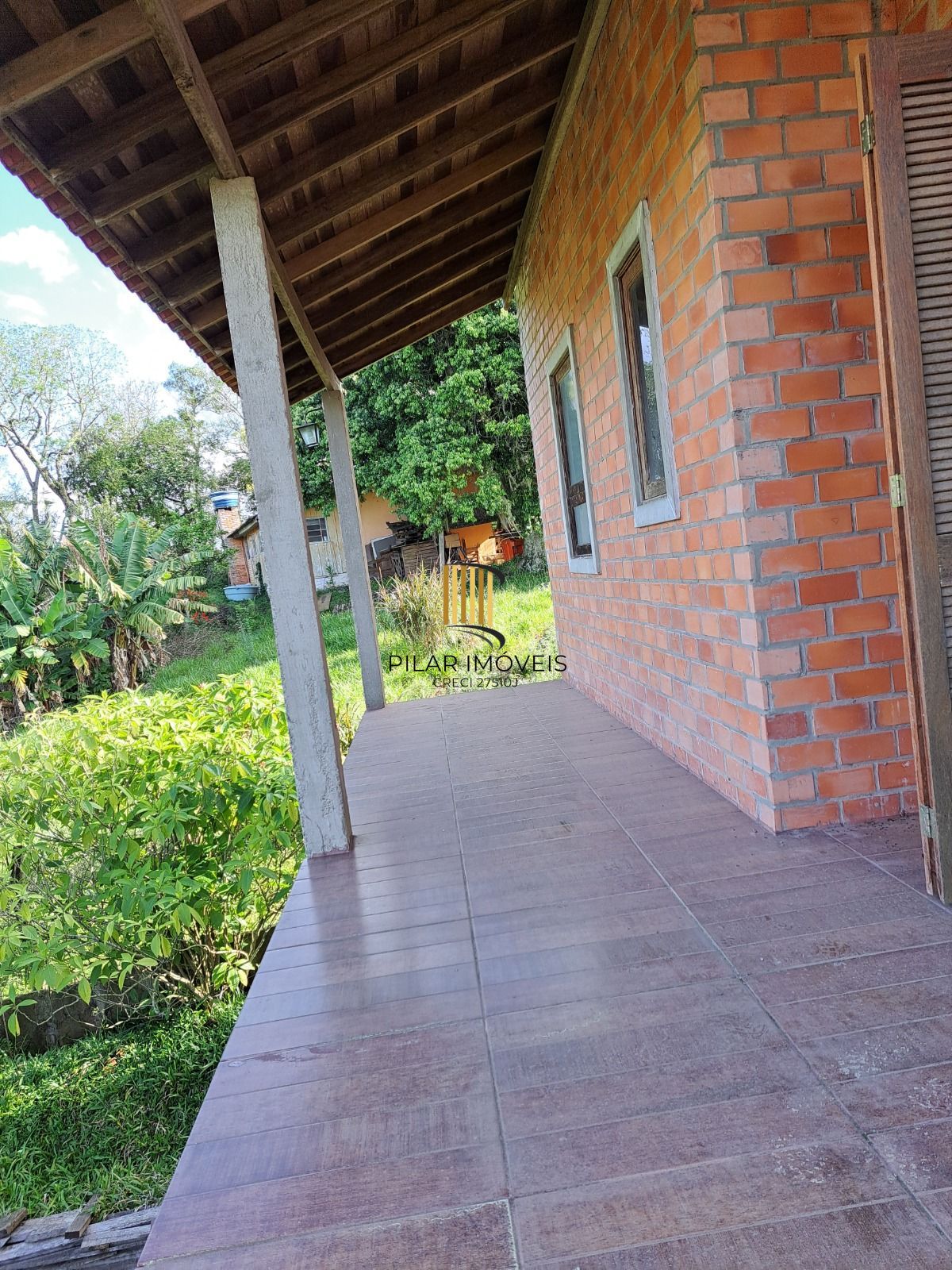 Sobrado 200m² privativos, 4 dormitórios 1 suíte e 2 vagas cobertas - Gravataí