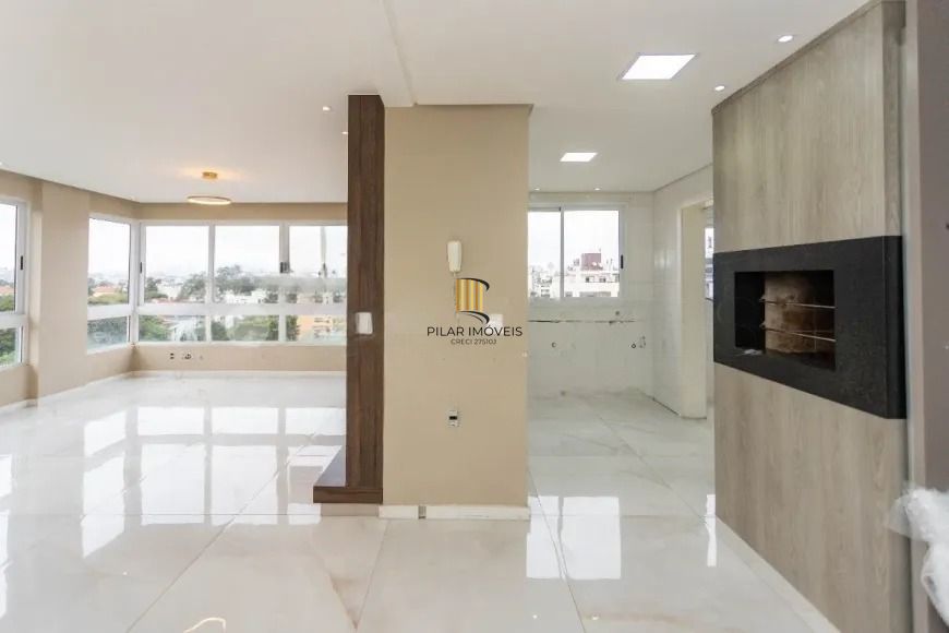 Apartamento 3 dormitórios com suíte e 2 vagas.