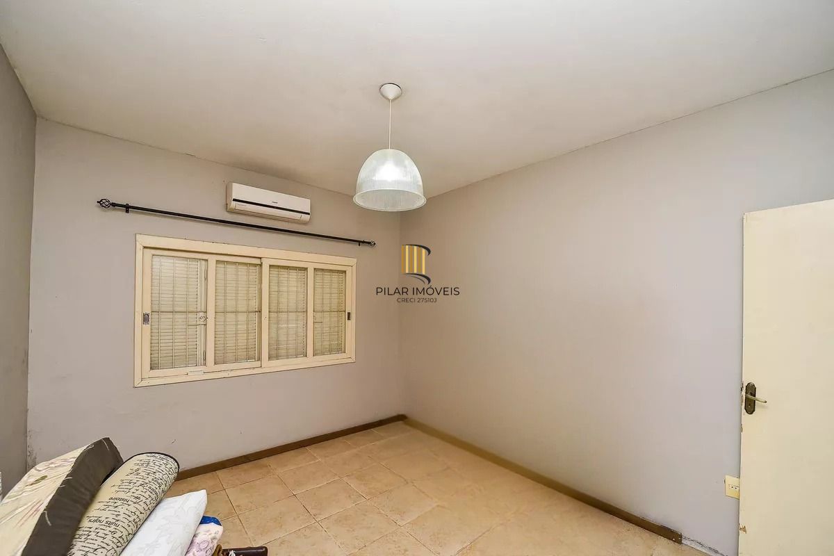 Casa com 4 dormitórios, R Doutor Paulino Guerra