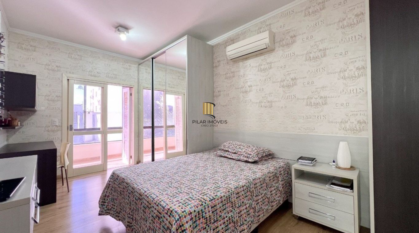 Casa com 3 quartos, 3 suítes á 700m do Iguatemi bairro Passo da Areia!