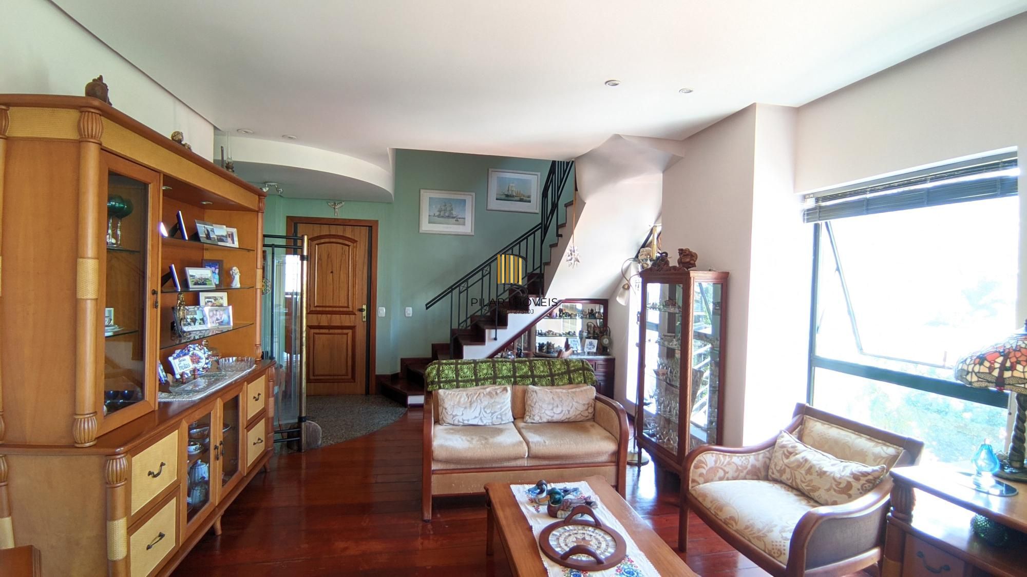 Cobertura com piscina 3 dorm, 2 vagas individuas, no bairro Petrópolis