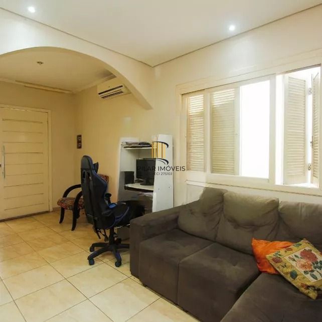 Casa à venda com 120m², 2 quartos, Rua Braille