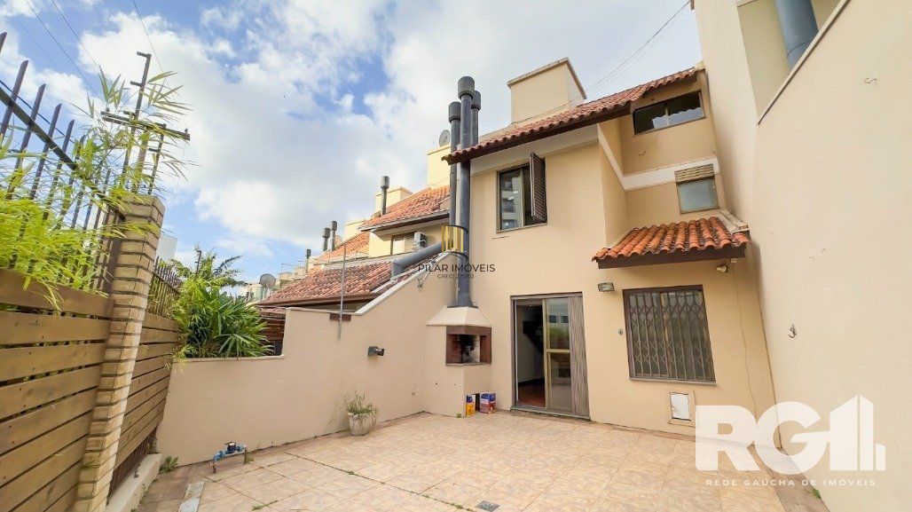 Casa Condominio 3 Dormitório(s) Bairro Jardim Sabará