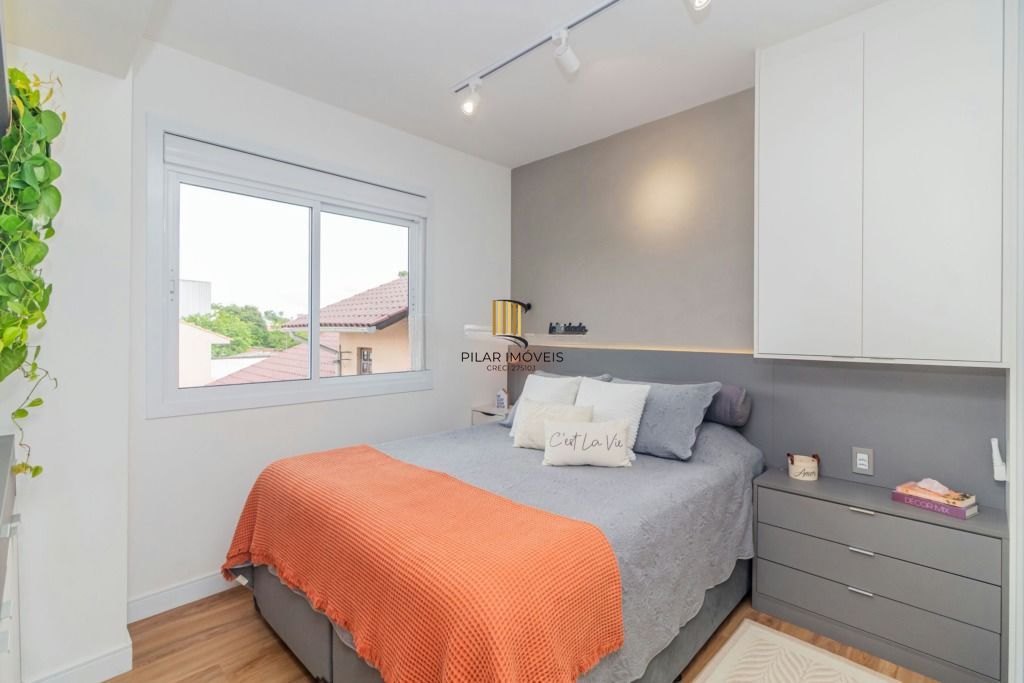 Apartamento 2 dormitórios no bairro Vila Ipiranga