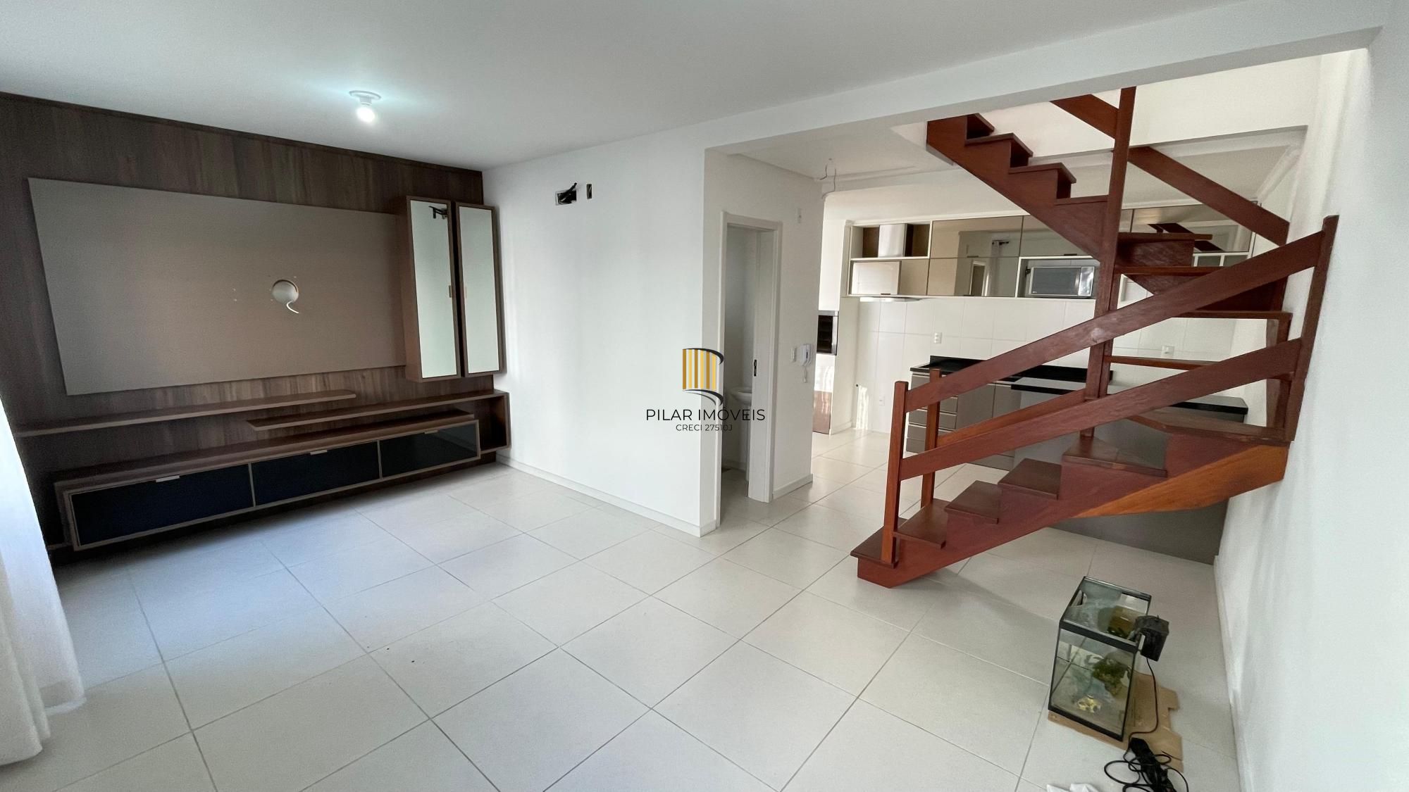 Casa em condomínio com terraço e vista no Jardim Floresta - Pilar Imóveis