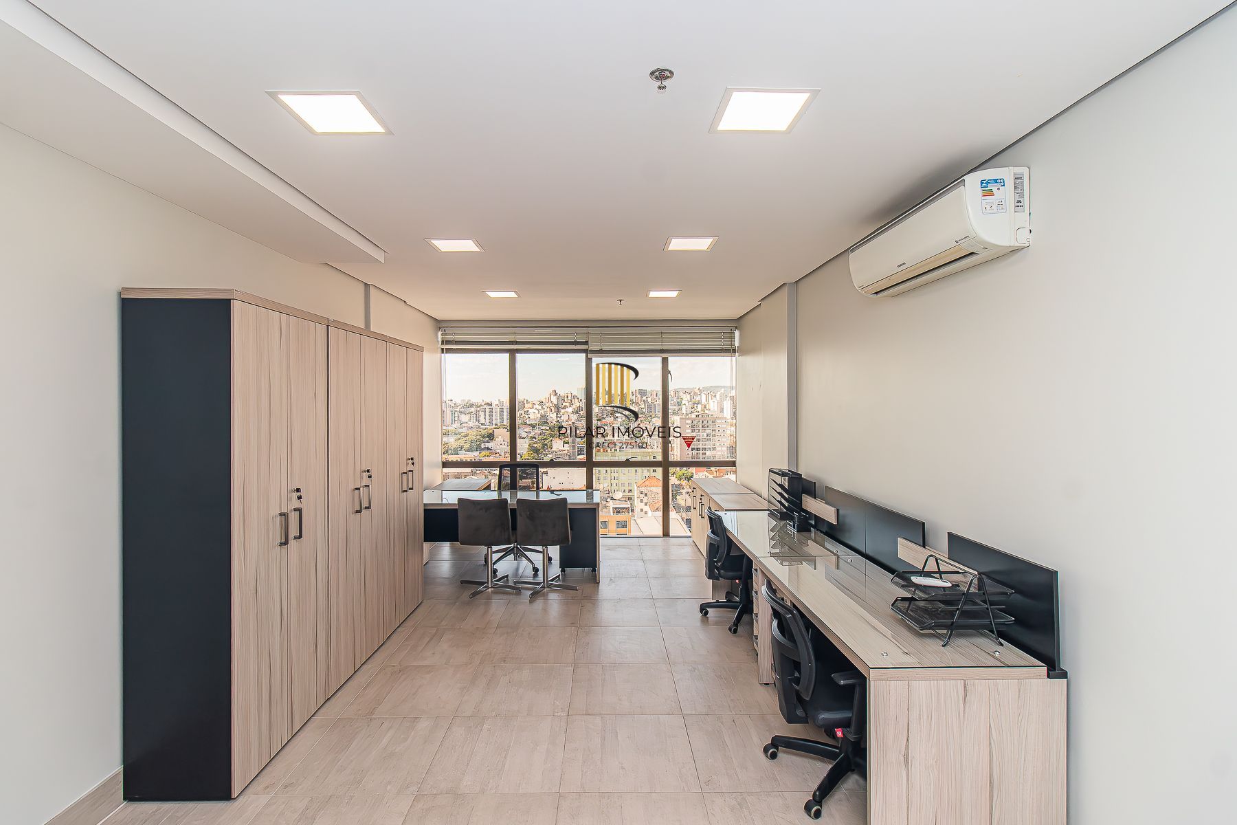 Sala Comercial mobiliada com 33m² - Fiateci Business