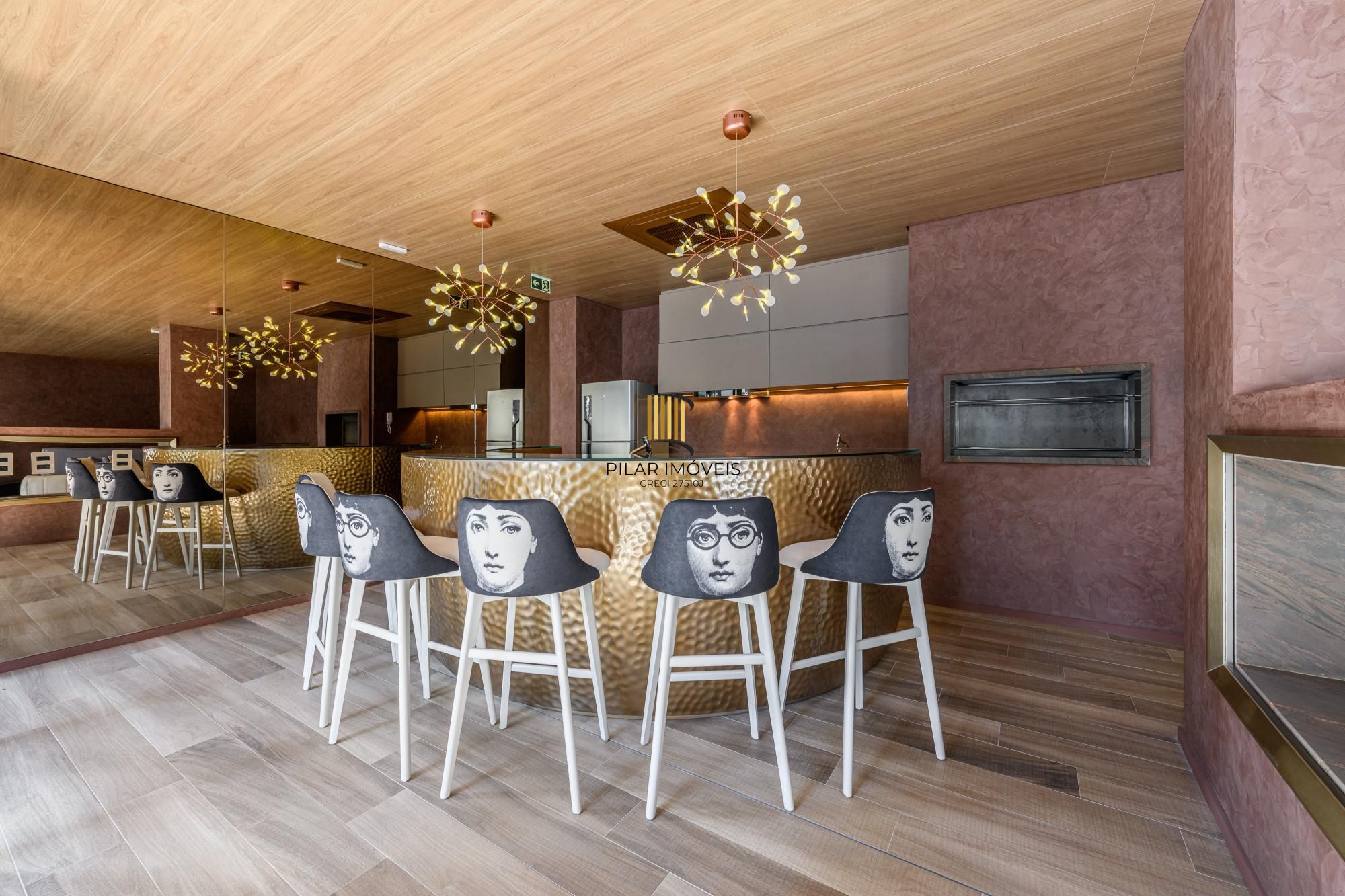 Apartamento Mobiliado 1 dorm e vaga no Mont Serrat - Porto Alegre