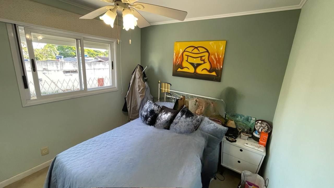 Sobrado em condomínio no Jardim Lindóia com pátio e suíte