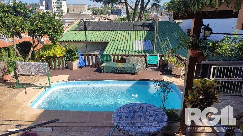 Casa 3 dormitórios no bairro Chácara das Pedras - Pilar Imóveis