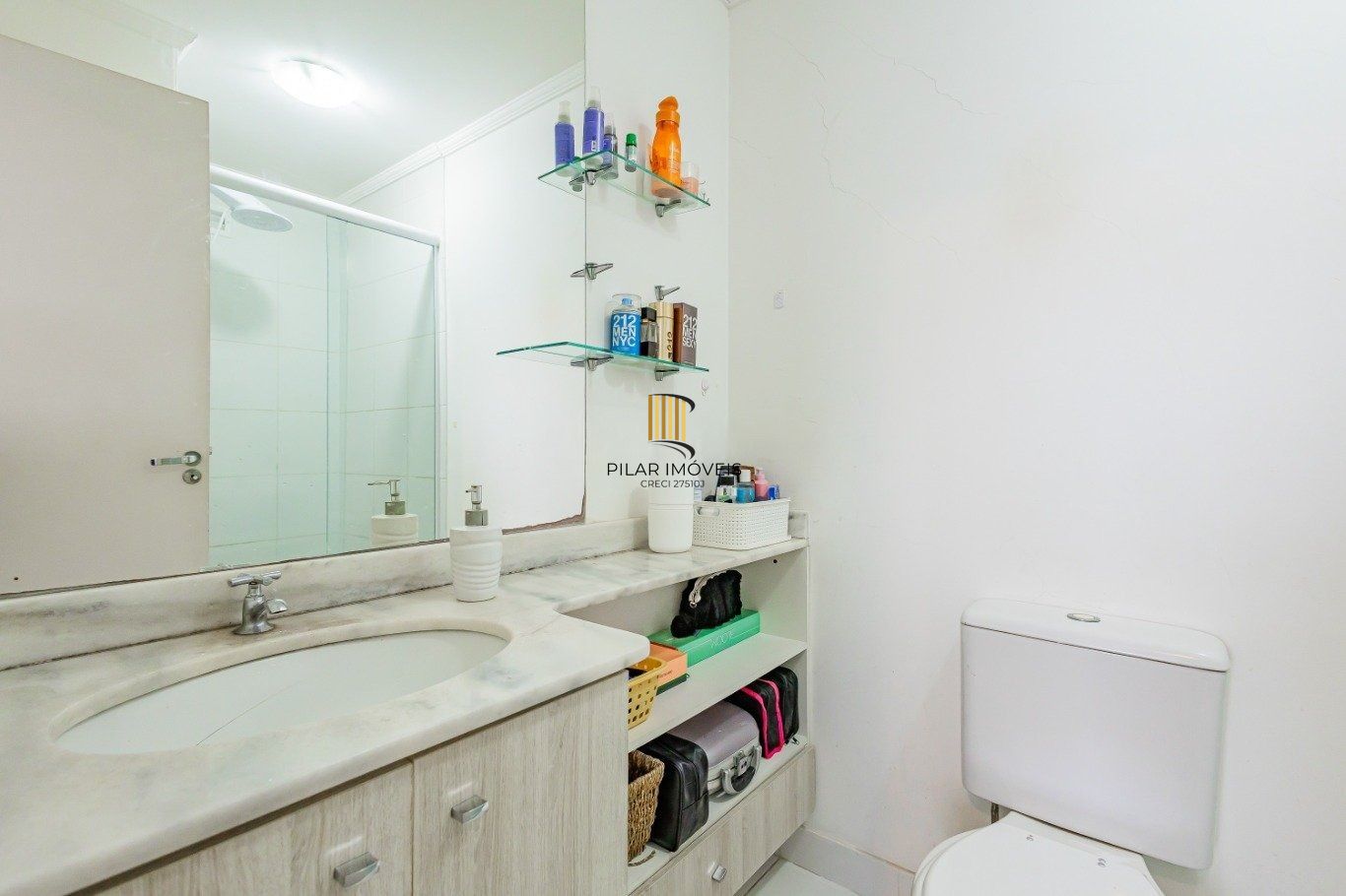 Apartamento 2 dormitórios, suíte e vaga – 65m² em Vila Ipiranga, Porto Alegre