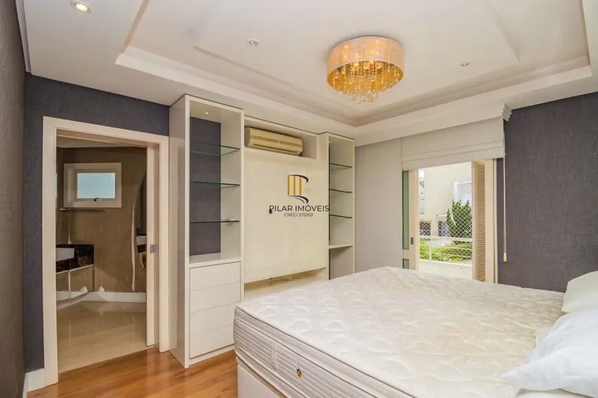 Casa em condomínio 4 suítes no bairro Ecoville